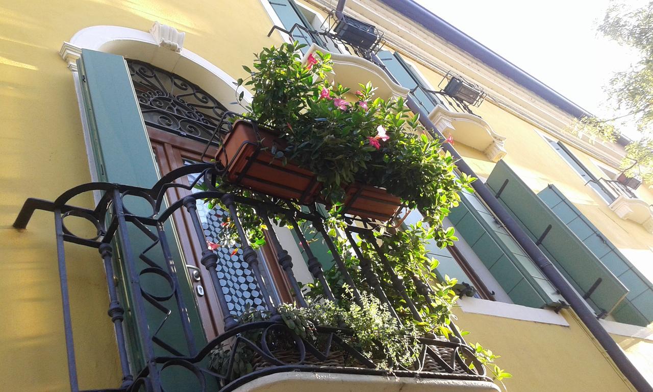Albergo Ristorante Leon D'Oro 埃斯泰 外观 照片